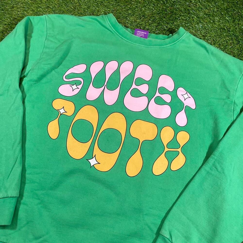 Sweet Tooth cute cartoon graphic green pullover crewneck sweatshirt by KO size L